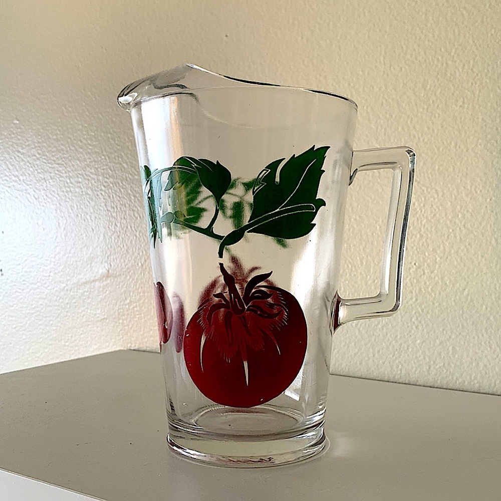 Vintage Mid Central Modern Pyrex Glass Pitcher With Tomato Theme Design
